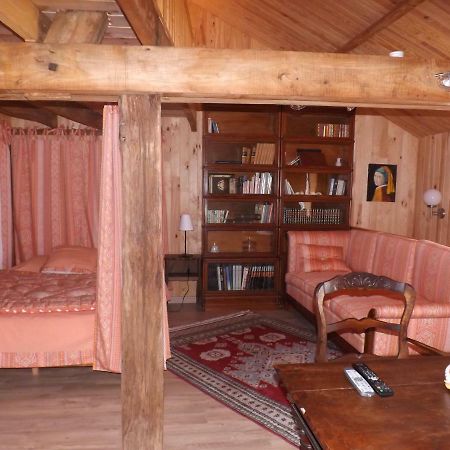 La Chuchotiere Bed & Breakfast แซงต์-มอร์-เดอ-ตูแรน ภายนอก รูปภาพ