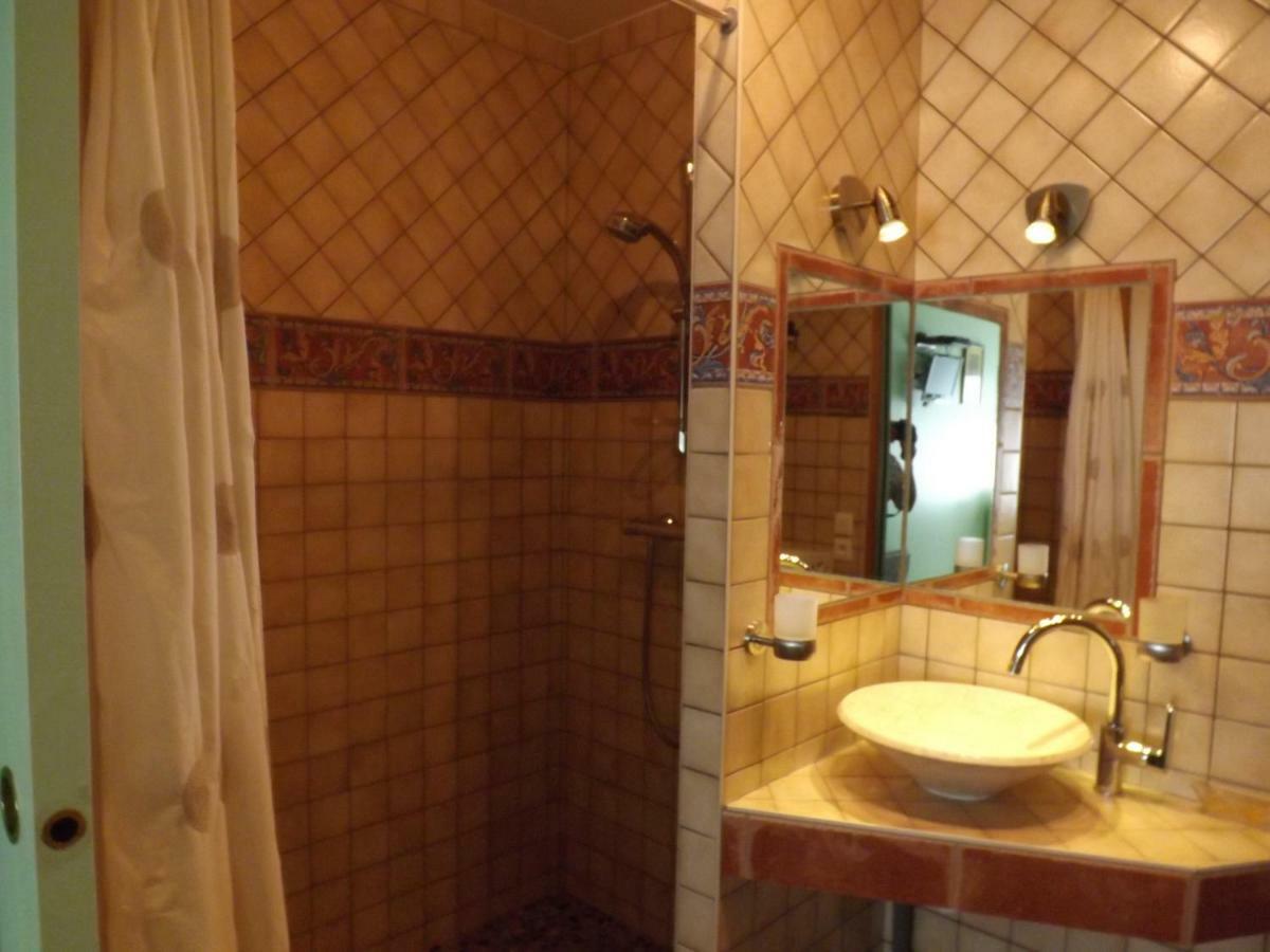 La Chuchotiere Bed & Breakfast แซงต์-มอร์-เดอ-ตูแรน ภายนอก รูปภาพ